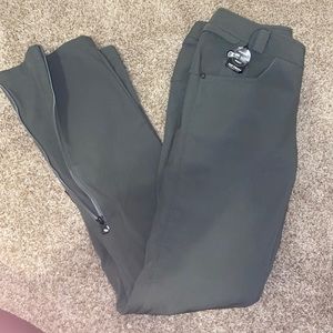 Grey Volcom Snowboarding/Ski Pants